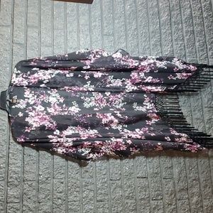 MIXIT- Black Floral Kimono Style top